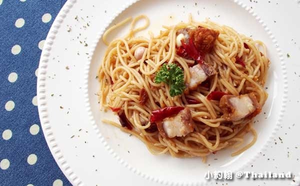 清邁寧曼Nimmanistro Spaghetti with chilli義大利麵.jpg