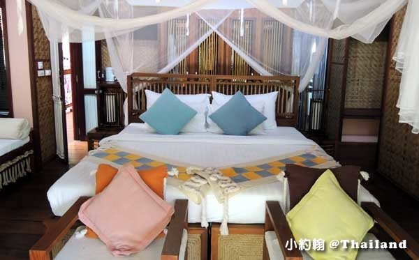 Floathouse River Kwai Resort room.jpg