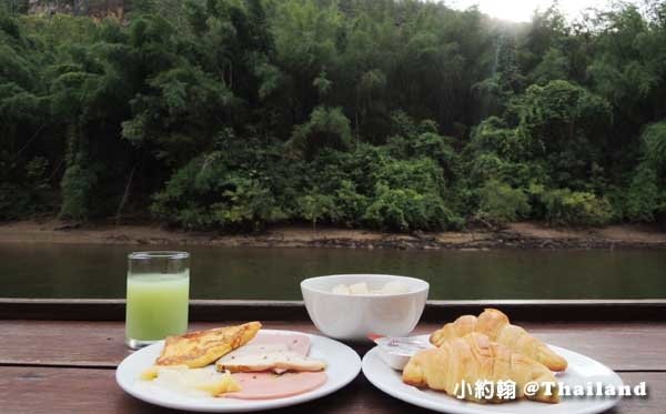 Floathouse River Kwai Resort breakfast2.jpg