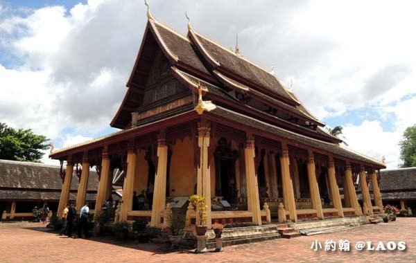 Laos Wat Sisaket Vientiane.jpg