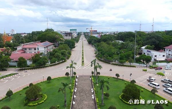 Patuxay Victory Monument Patuxai LAOS凱旋門17.jpg