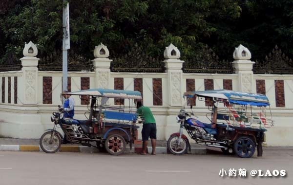 寮國旅遊- tuktuk嘟嘟車