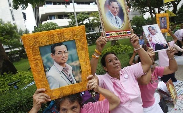 泰皇普密蓬病逝 享年88歲2.jpg