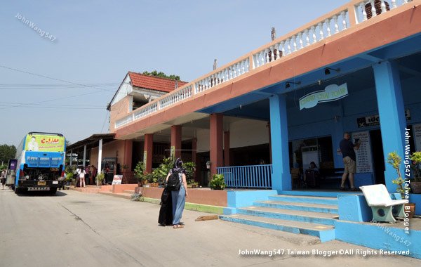 Banphe(Rayong)Koh Samed Bus station.jpg