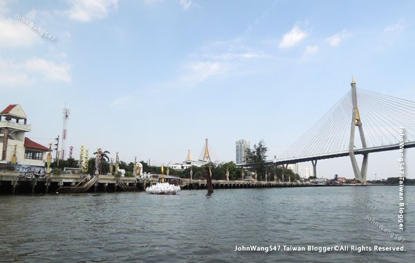 Kanchanaphisek Bridge Chao Phraya river Samut Prakan3.jpg