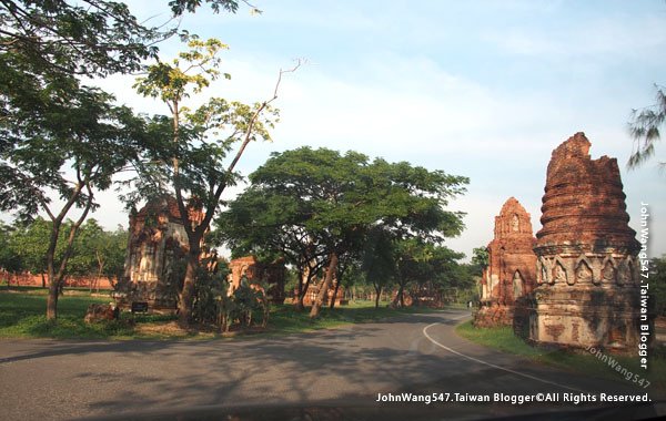 Ancient City-Prasat Hin Nong Ku, Roi Et.jpg