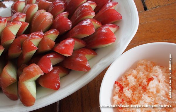 Rayong Chalet Resort rose apple.jpg