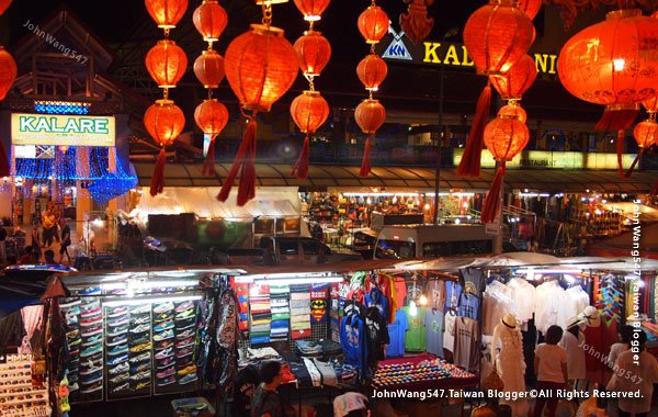 Chiang Mai Night Bazaar Kalare Night Bazaar2.jpg