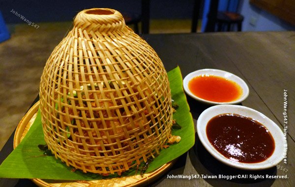 Baan Phadthai Gai Tod Deep fried chicken.jpg