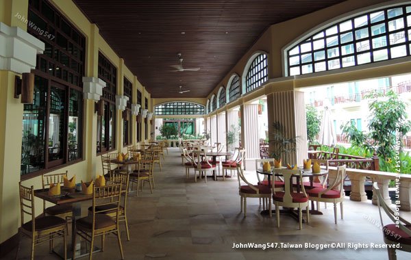 Sokha Siem Reap Resort Breakfast1.jpg