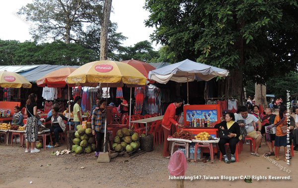 巴肯寺Phnom Bakheng巴肯山market1.jpg