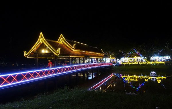 Siem Reap Art Center Night Market2.jpg