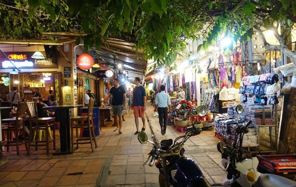 Siem Reap Night Market3.jpg