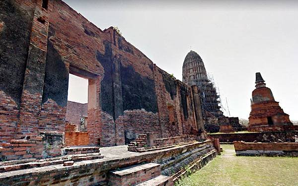 Wat Ratchaburana Ayuthaya1.jpg