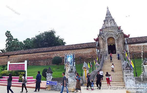 Wat Phra That Lampang Luang1.jpg