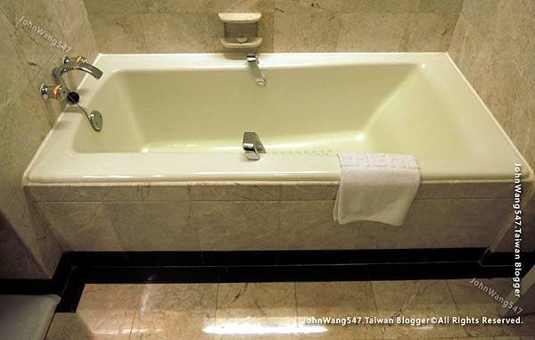 Evergreen Laurel Hotel Sathorn Bangkok room6.jpg