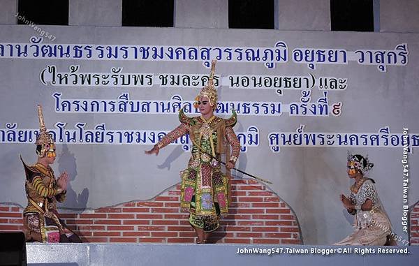 Ayutthaya World Wai Kru Muay Thai show.jpg