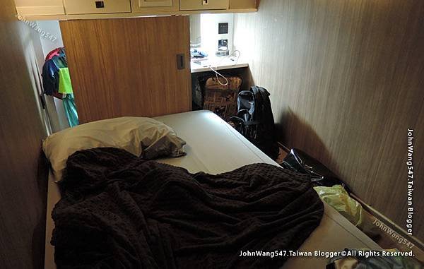 Nonze Hostel Pattaya Beach room6.jpg