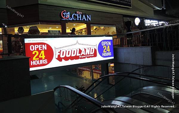 Foodland supermarket pattaya Royal Garden Plaza2.jpg