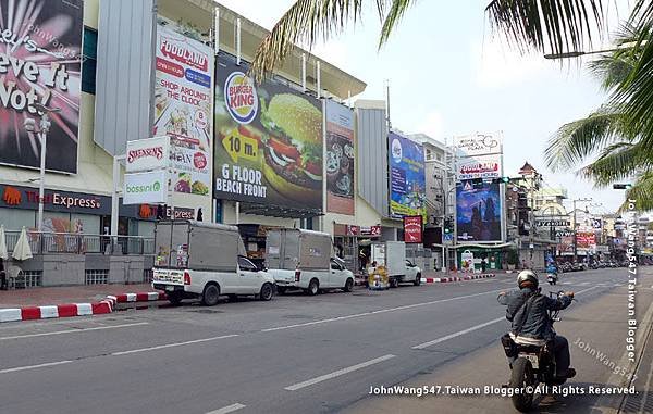 Foodland supermarket pattaya Royal Garden Plaza