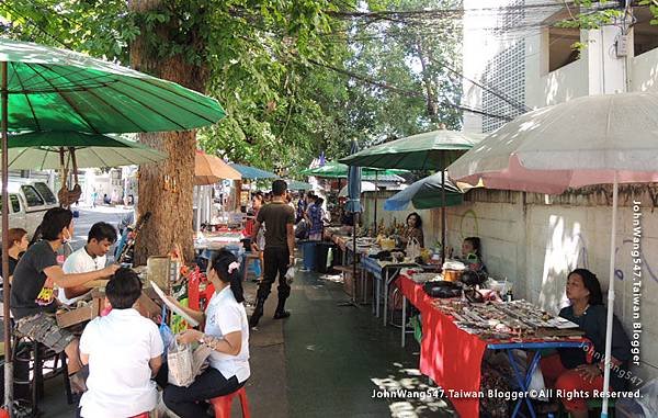 Tha Maharaj Market Bangkok Mall6.jpg