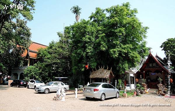 Wat Pan Whaen Chiang Mai3.jpg