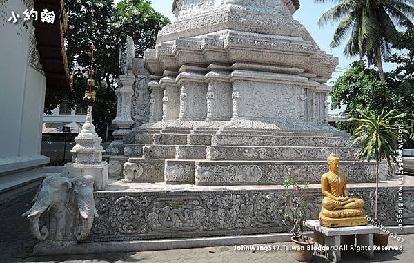 Wat Pan Whaen Chiang Mai6.jpg