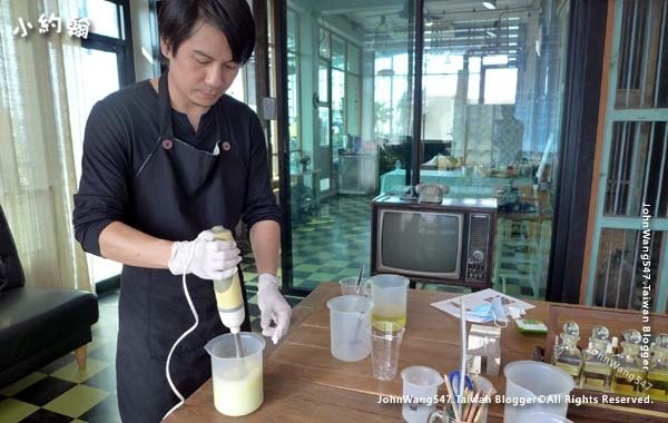 Phranakorn-Thumlen Soap Making DIY class 6.jpg