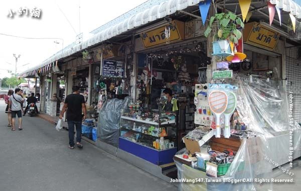 Chatuchak JJ Night Market Chon Buri21.jpg