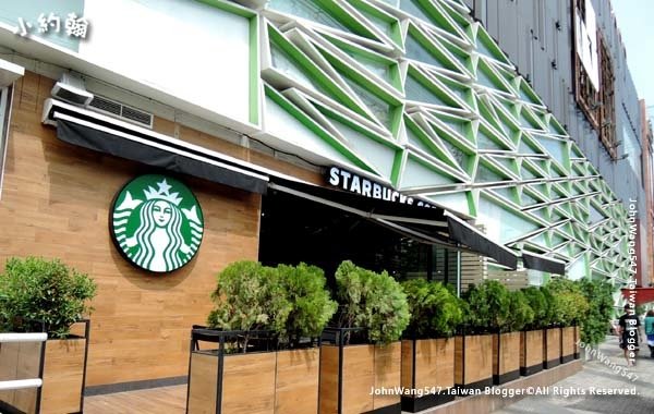 Starbucks Laemtong Bangsaen Chon Buri.jpg