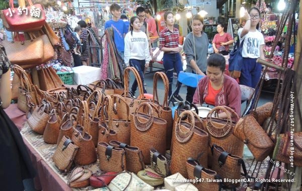 Chiang Mai Sunday walking street shop4.jpg