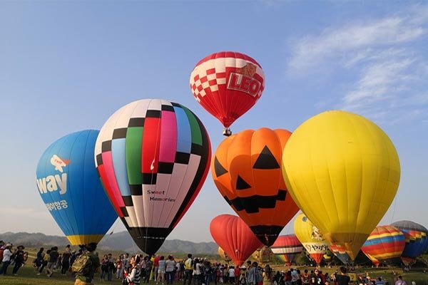 Chiangrai Balloon Fiesta.jpg