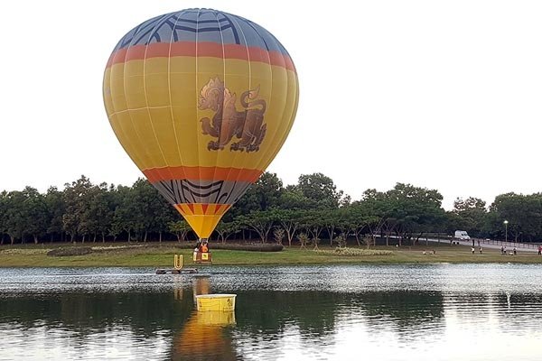 Chiangrai Balloon Fiesta Singha Park1.jpg