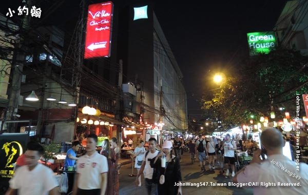 Khao San Night Market Rambuttri Road.jpg