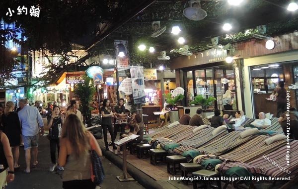 Khao San Night Market Rambuttri Road3.jpg