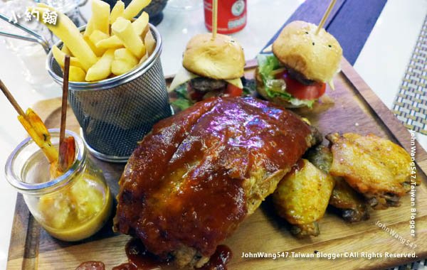 BBQ pork ribs Le Bistrot &amp; Le Terrace Chiang Mai.jpg