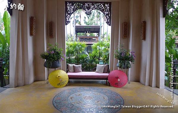 Siripanna Villa Resort Chiang Mai lobby3.jpg