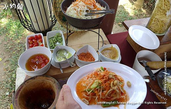 Siripanna Villa Resort Nakwan Cafe Lunch buffet4.jpg