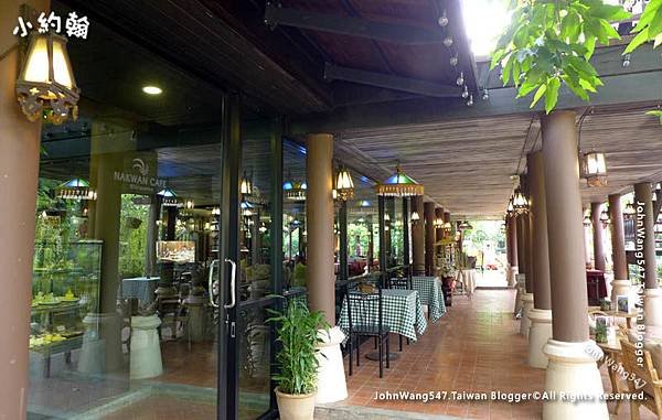 Siripanna Villa Resort Nakwan Cafe.jpg