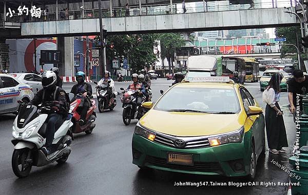 Grab Taxi Thailand2.jpg