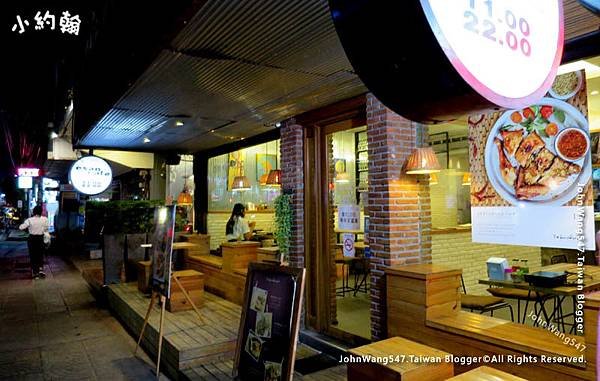 Esan Cafe Nimman Chiang Mai2.jpg