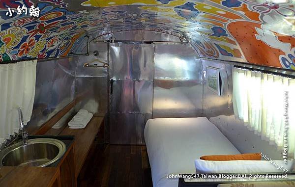 MeStyle Garage Airstream room8