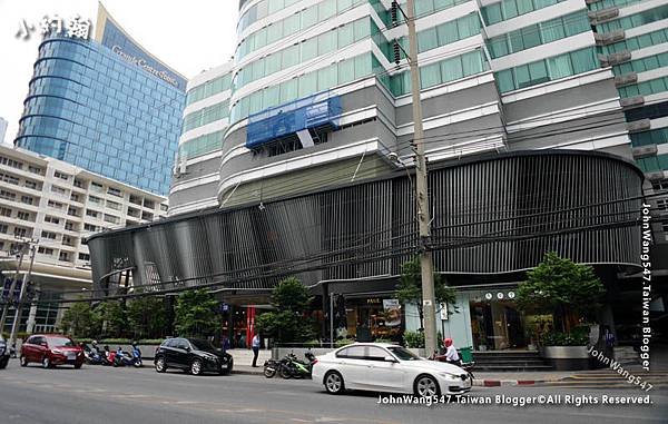 Eight Thonglor mall