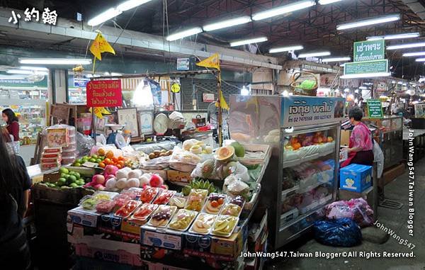 Local market BTS Udom Suk.jpg