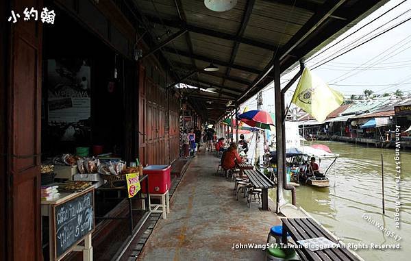 Chanchala Cafe tea shop Amphawa 5.jpg