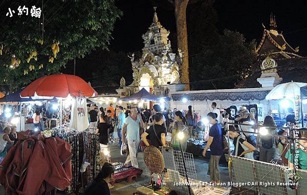 Wat Chedi Luang Chiang Mai Sunday Night Market