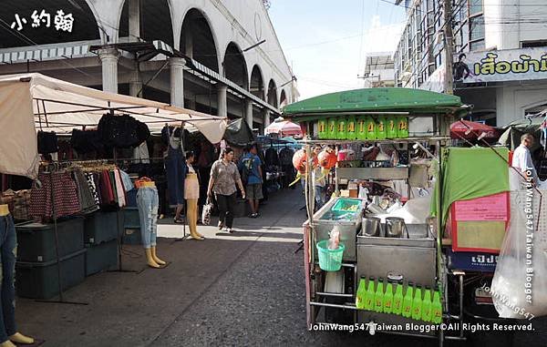 Chachoengsao Night market2.jpg