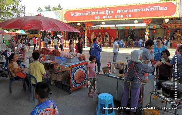 Wat Saman-Food court2.jpg