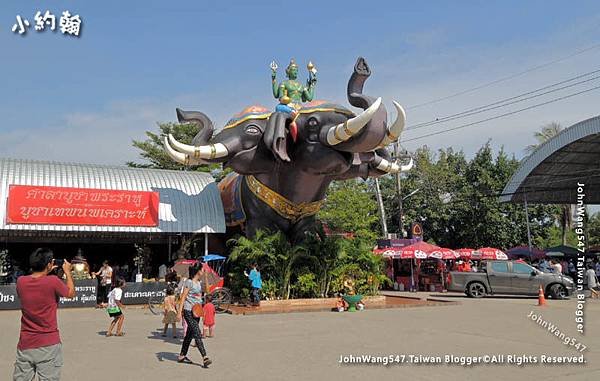 Wat Saman-Indra three-head elephant Airavata.jpg