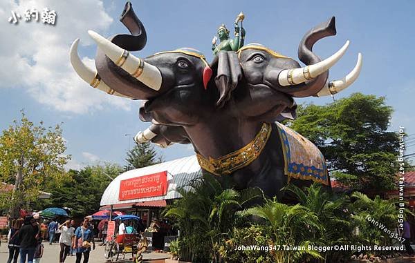 Wat Saman-Indra three-head elephant Airavata2.jpg